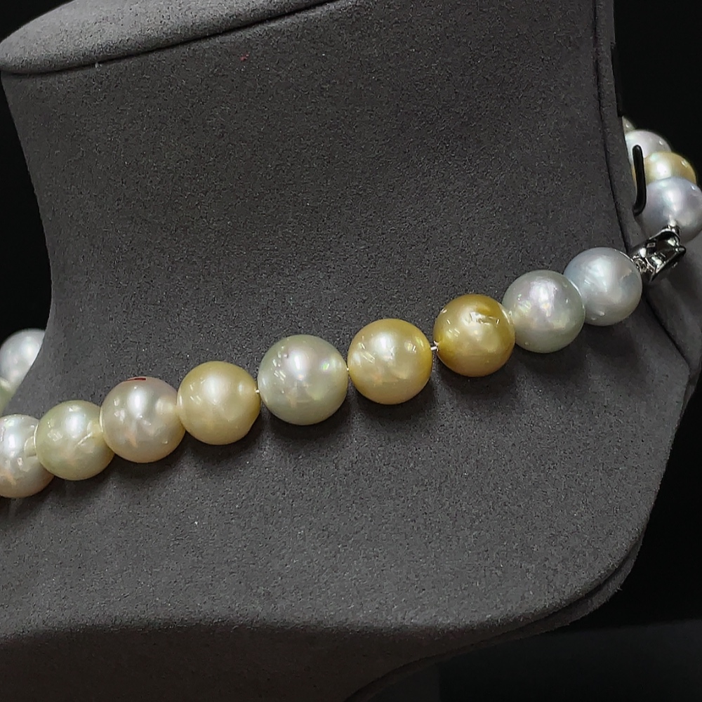 C31577859 Seawater Pearl Necklace Color Origin Undetermined Non-Gold Total Weight Approximately 112.71g Size About 12.2-15.3mm