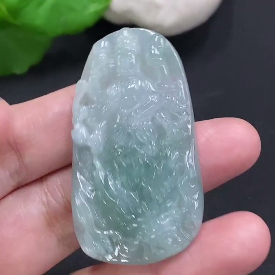 F32801533 Jadeite Thousand-Hand Guanyin Pendant, Total Weight Approx. 19.3g