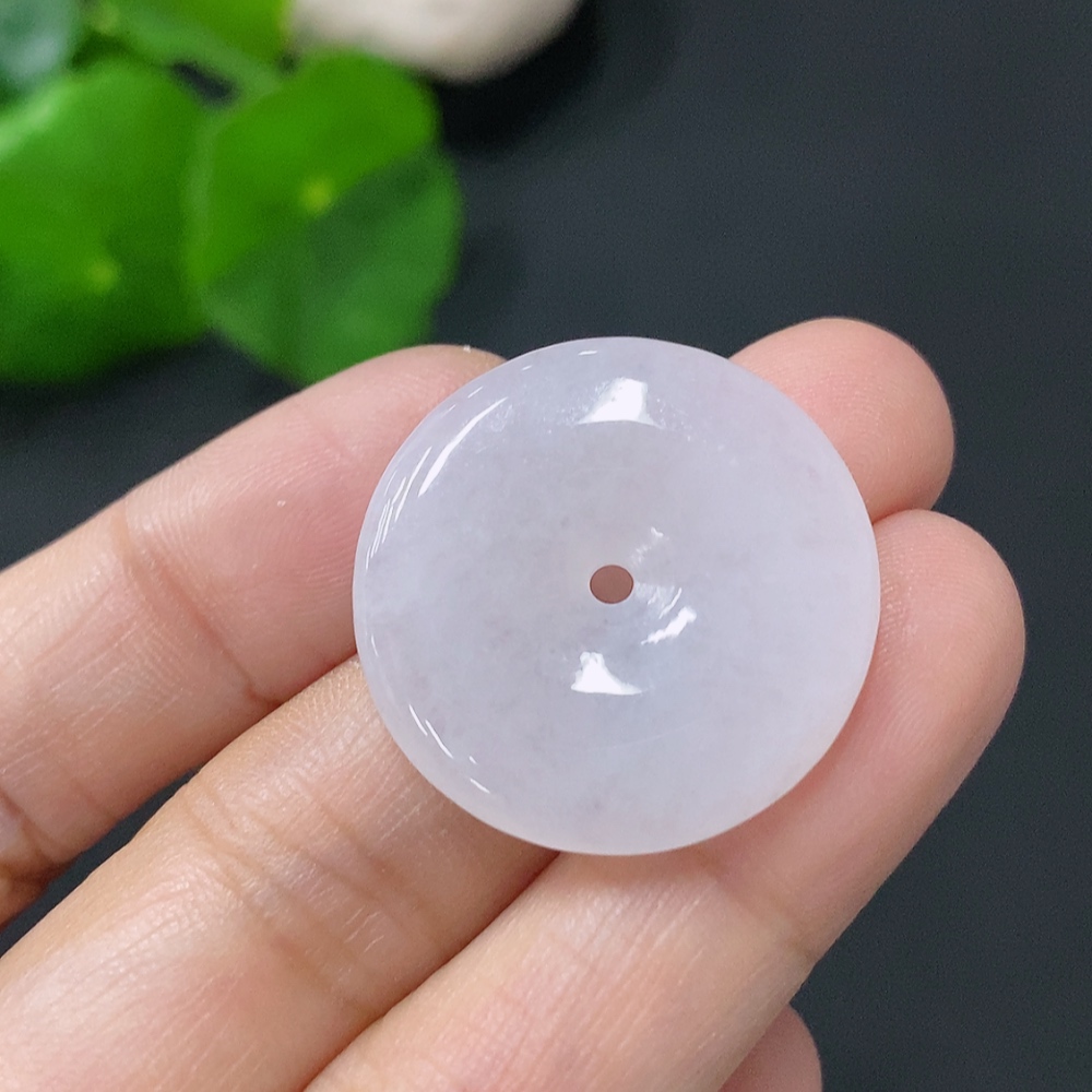 F30524050 Jadeite Pendant Safety Buckle Total Weight Approx. 5.5g