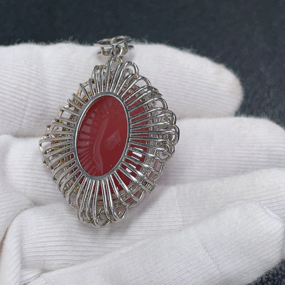 C31577942 South Red Agate Pendant Non-Gold Visible Organic Matter Total Weight Approx. 14.16g