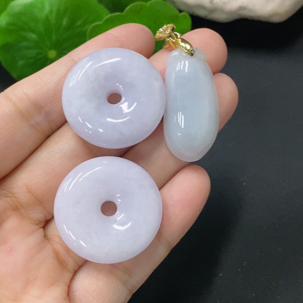 F31587810 Jadeite Pendant Sell as a Lot Non-Gold