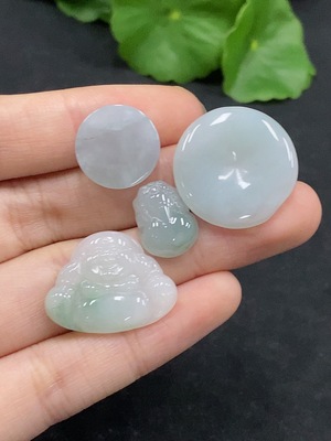 F32753414 Jadeite Pendant
