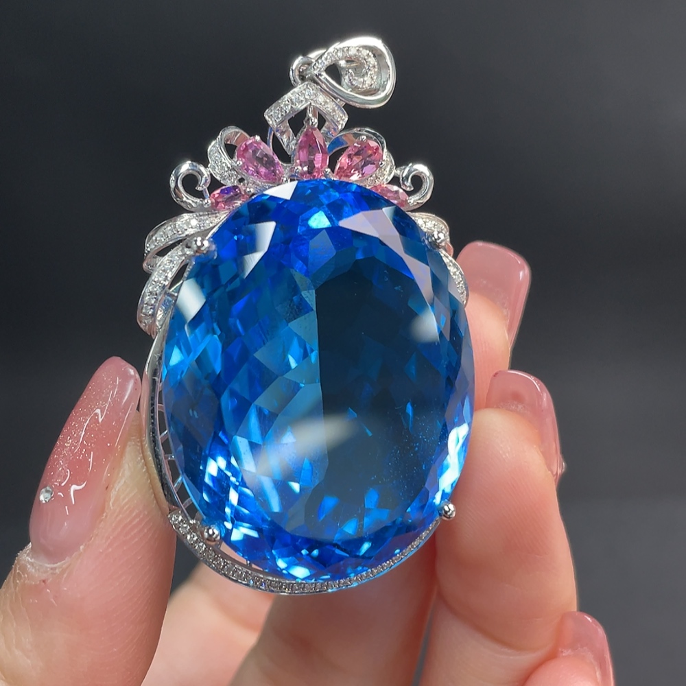 C24768950 18K Gold Topaz Pendant with Color Origin Undetermined and Pink Tourmaline, Total Weight Approx. 30.58g