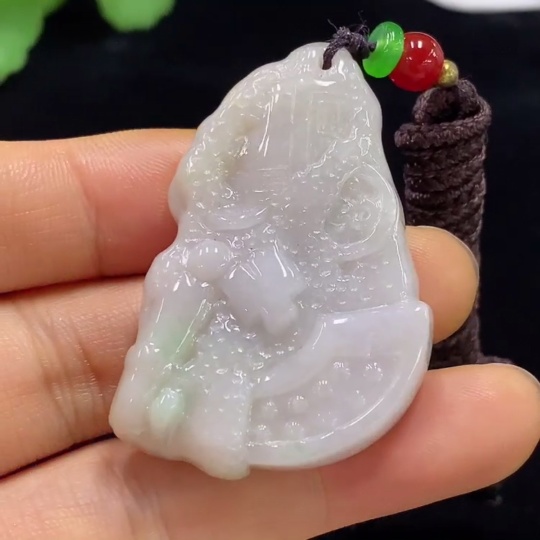 F34044956 Jadeite Eight-Destruction Pattern Pendant