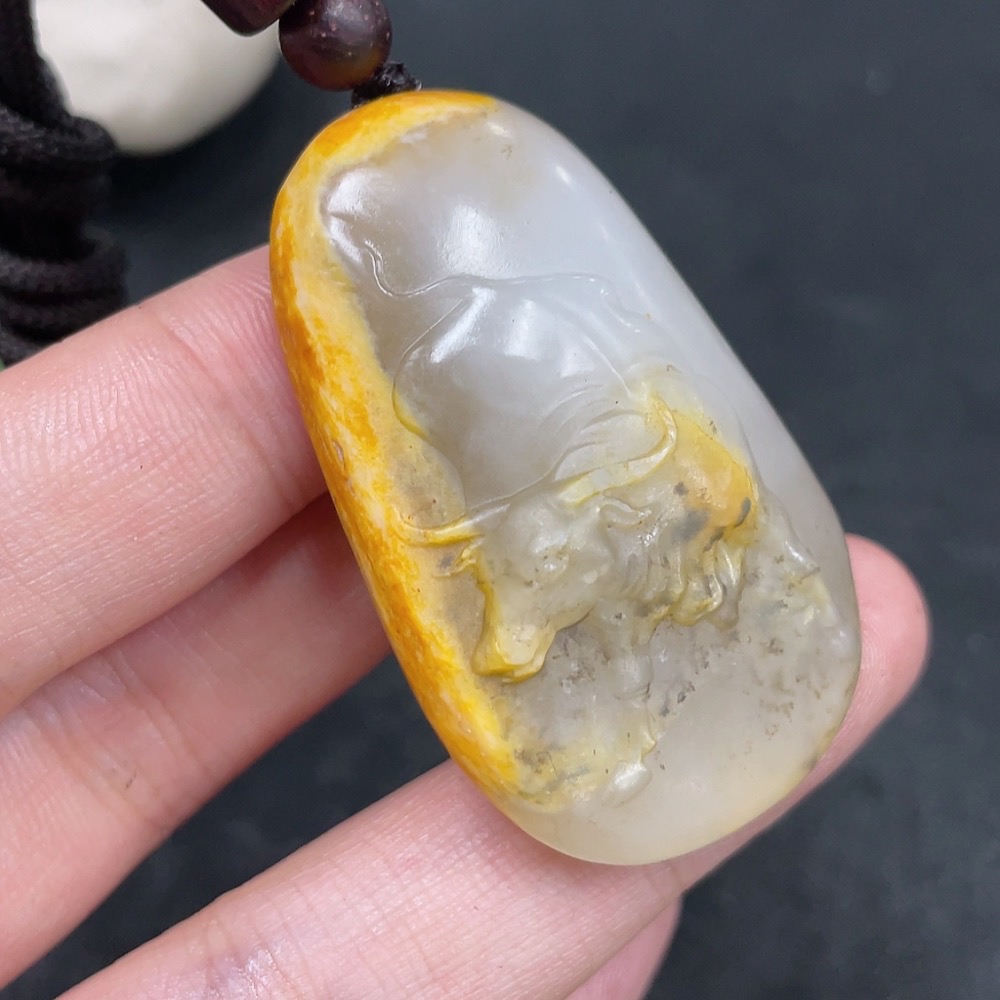 H31582620 Hetian Jade Pendant Ox Undetermined Leather Color Causation Total Weight Approx. (Including Rope) 26.4g