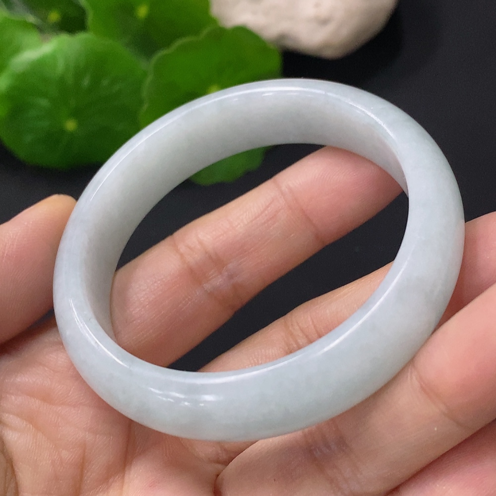 F30523889 Jadeite round bracelet, inner diameter 46.8mm, total weight approximately 34.13g