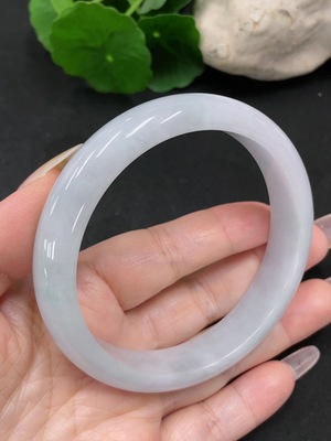 F34069198 Jadeite Round Bangle Size 63.4 Total Weight Approx. 62.7g