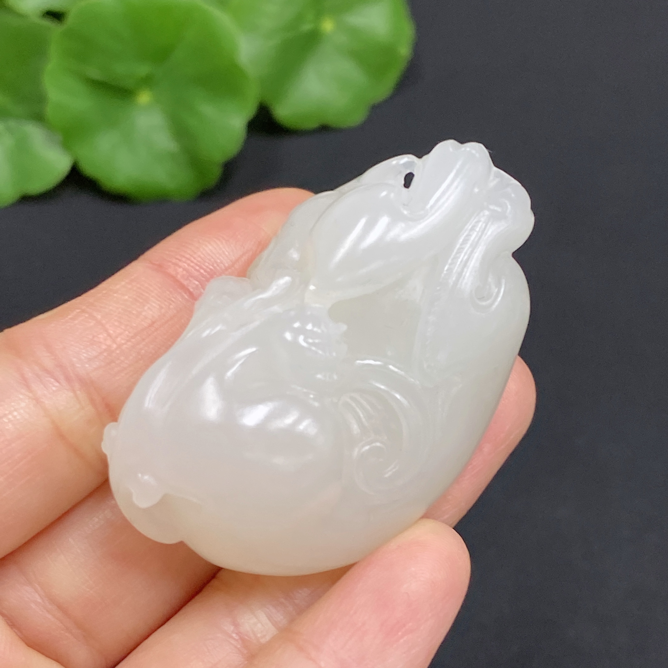 H28310617 Hetian Jade Pendant, Auspicious Beast, Total Weight Approx. 43.8g, Undetermined Skin Color Origin