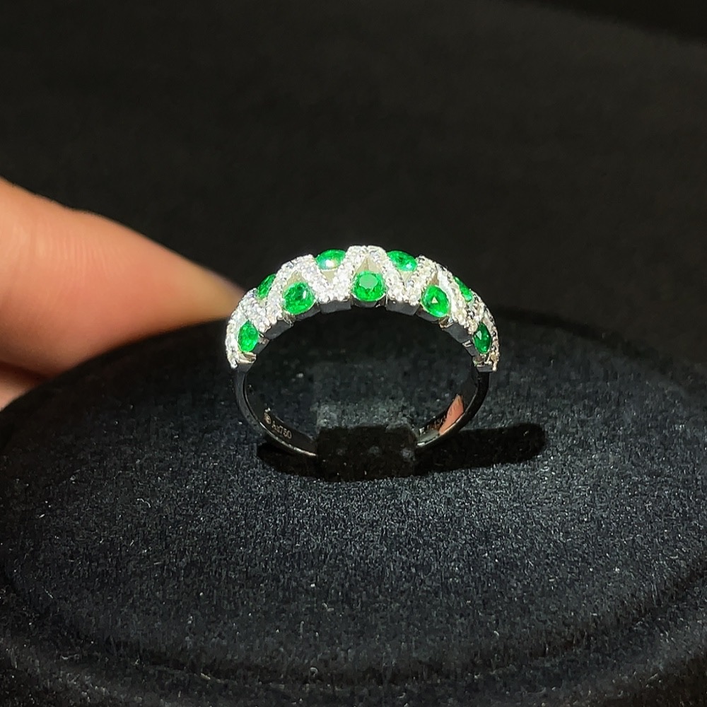 C34008745 18K Emerald Ring Clarity Enhanced Total Weight Approx. 3.51g Size 12 Stone Approx. 1.7mm