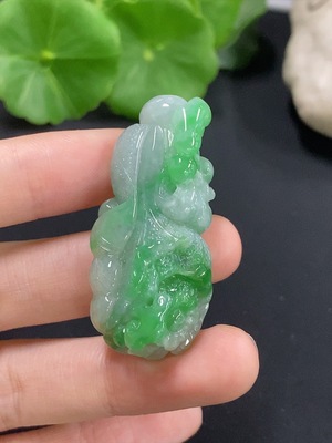 F46573054 翡翠白菜挂件 货品总重约18.46g