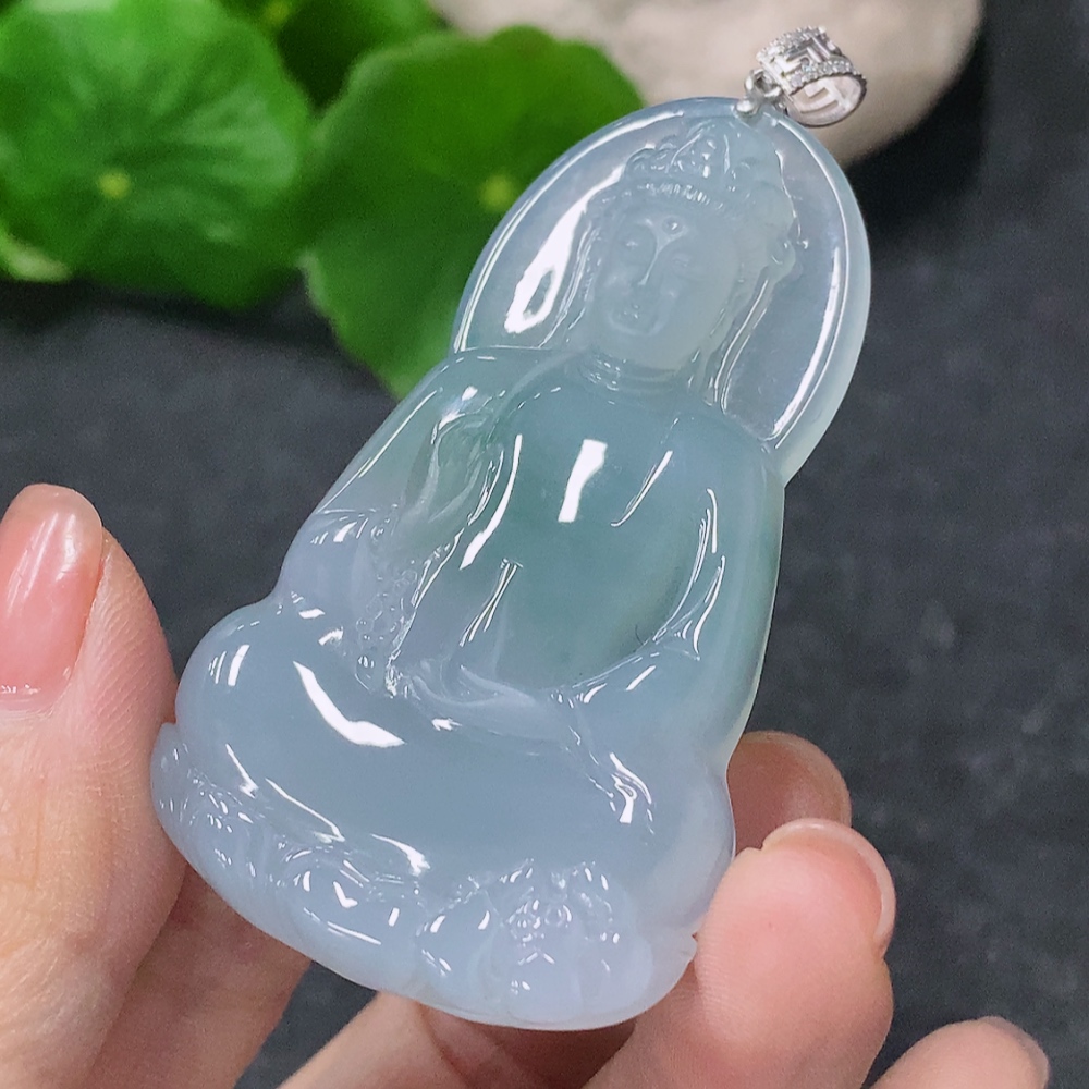 F34075855 Jadeite Pendant Guanyin with 18K Gold and Diamond Accents, Total Weight Approx. 21.16g
