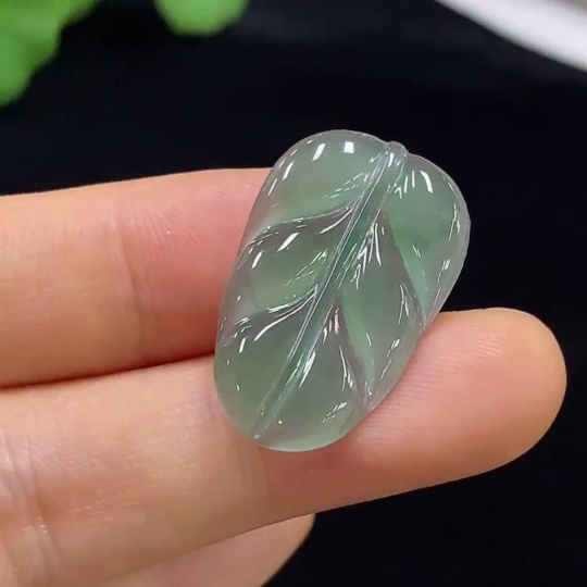 F34947633 Jadeite Leaf Inlay Piece Total Weight Approx. 2.15g