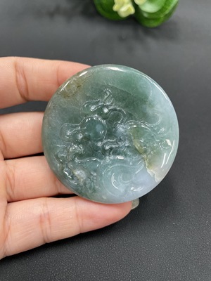F10005432 Jadeite Pendant