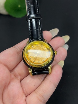 H42984710 和田玉镶嵌手表 货品总重约[含皮带]36.2g 仅表盘