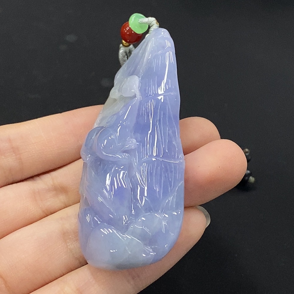 F35115107 Jadeite Wealth-Bringing Mouse Pendant with Non-A Grade Beads, Total Weight Approx. 47.64g