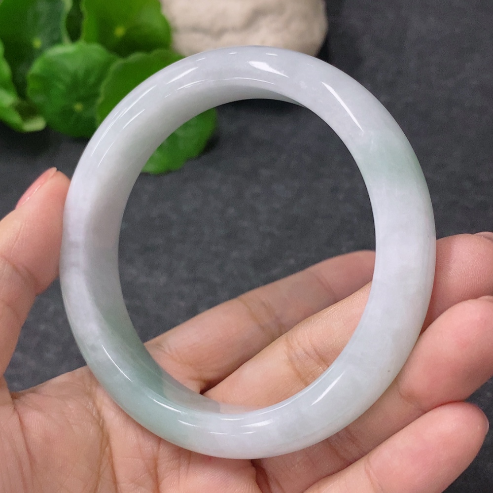 F34010276 Jadeite Round Bracelet Size 59mm Total Weight Approximately 66.65g