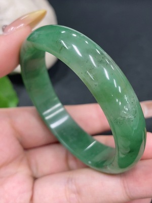 H32705161 African Emerald (Dulong Jade)