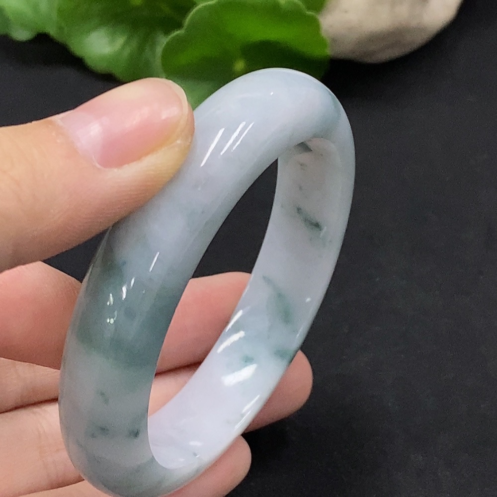 F34029518 Jadeite Round Bracelet Size 51.2 Total Weight Approx. 49.12g
