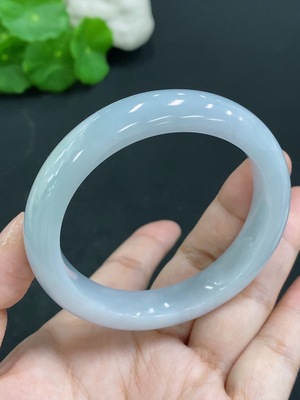 F24798077 Jadeite Round Bangle Size 55.8 Total Weight Approx. 57.5g