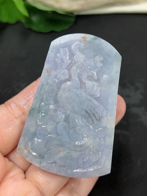 F46493654 翡翠凤凰挂件 毛货 货品总重约27.97g