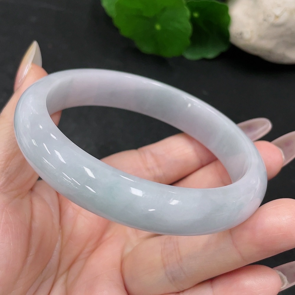 F34069198 Jadeite Round Bangle Size 63.4 Total Weight Approx. 62.7g