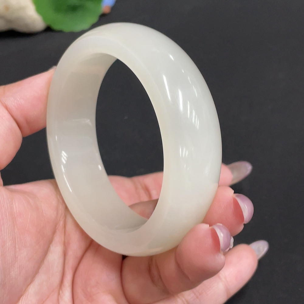 H34972161 Hetian Jade Round Bracelet Size 57.2 Total Weight Approx. 89.7g