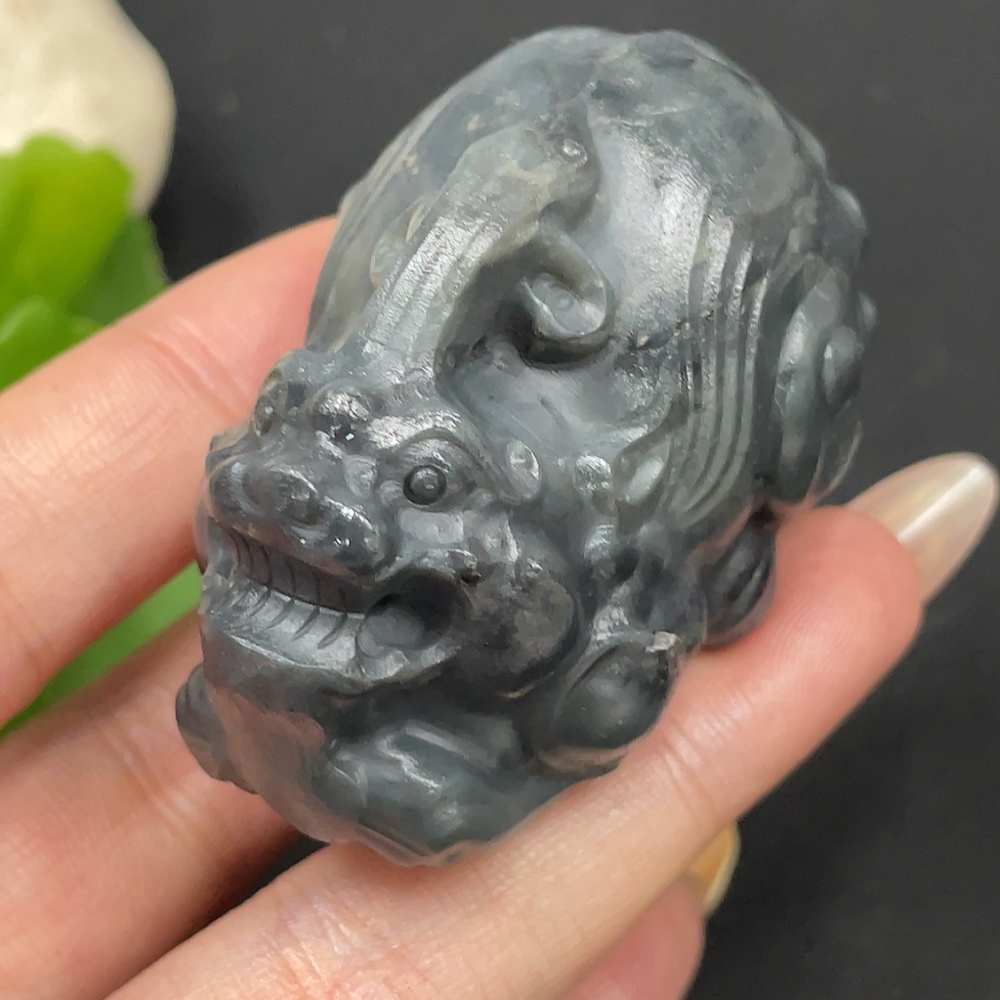 H30491120 Hetian Jade Handheld Ornament - Auspicious Beast, Total Weight Approx. 109.6g
