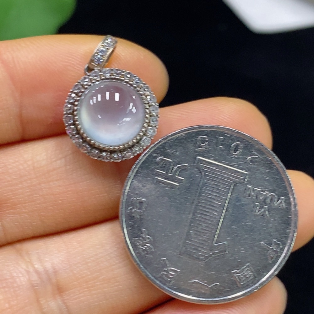 F35094010 Jadeite Cabochon Inlaid Pendant Non-Gold Non-Diamond Total Weight Approx. 2.13g