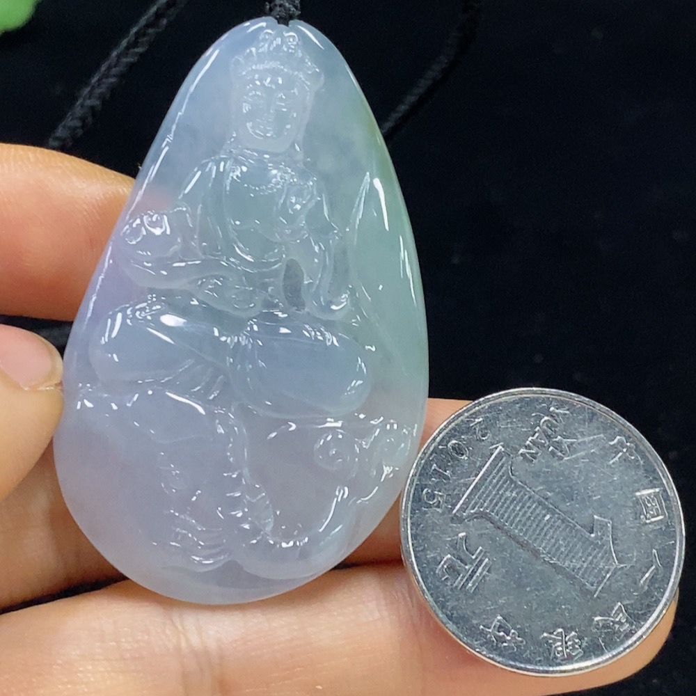 F35133666 Jadeite Guanyin Pendant Total Weight About 20.63g (Including Rope Weight)