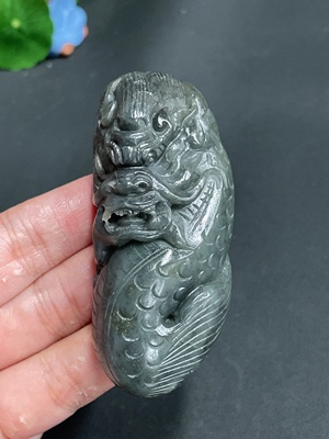 H24804786 Hetian Jade Handheld Ornament - Dragon Fish, Total Weight Approx. 103.9g