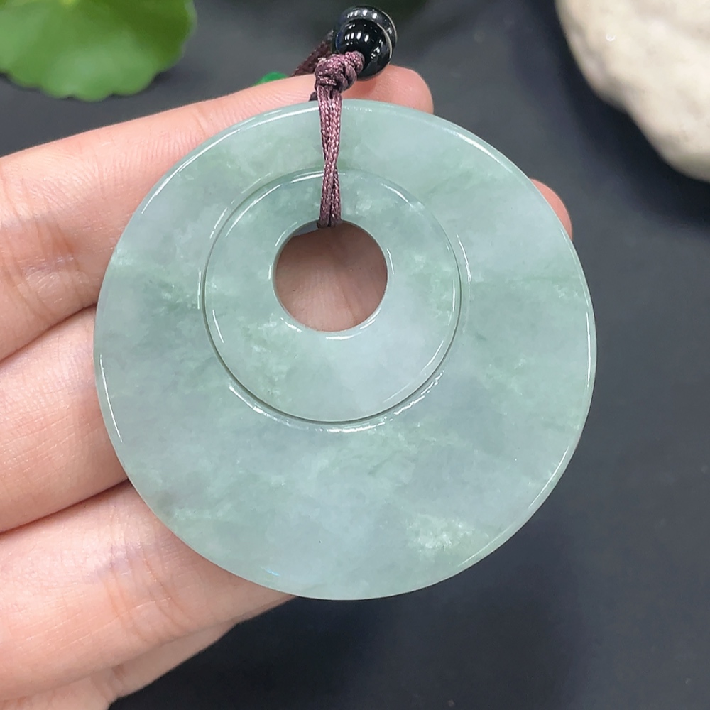 F16734367 Jadeite Pendant with Non-Grade A Beads