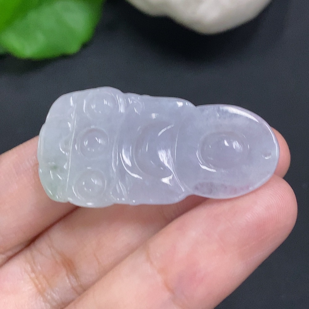 F34023398 Jadeite Guanyin Pendant, Total Weight Approximately 8.7g