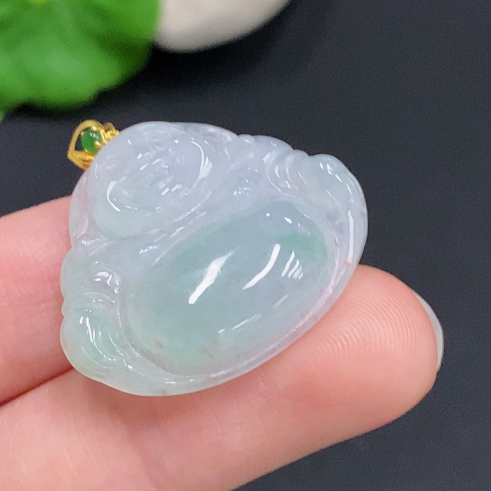 F31688494 JadeiteBuddha Pendant with 18K Gold Clasp, Total Weight Approximately 5.4g