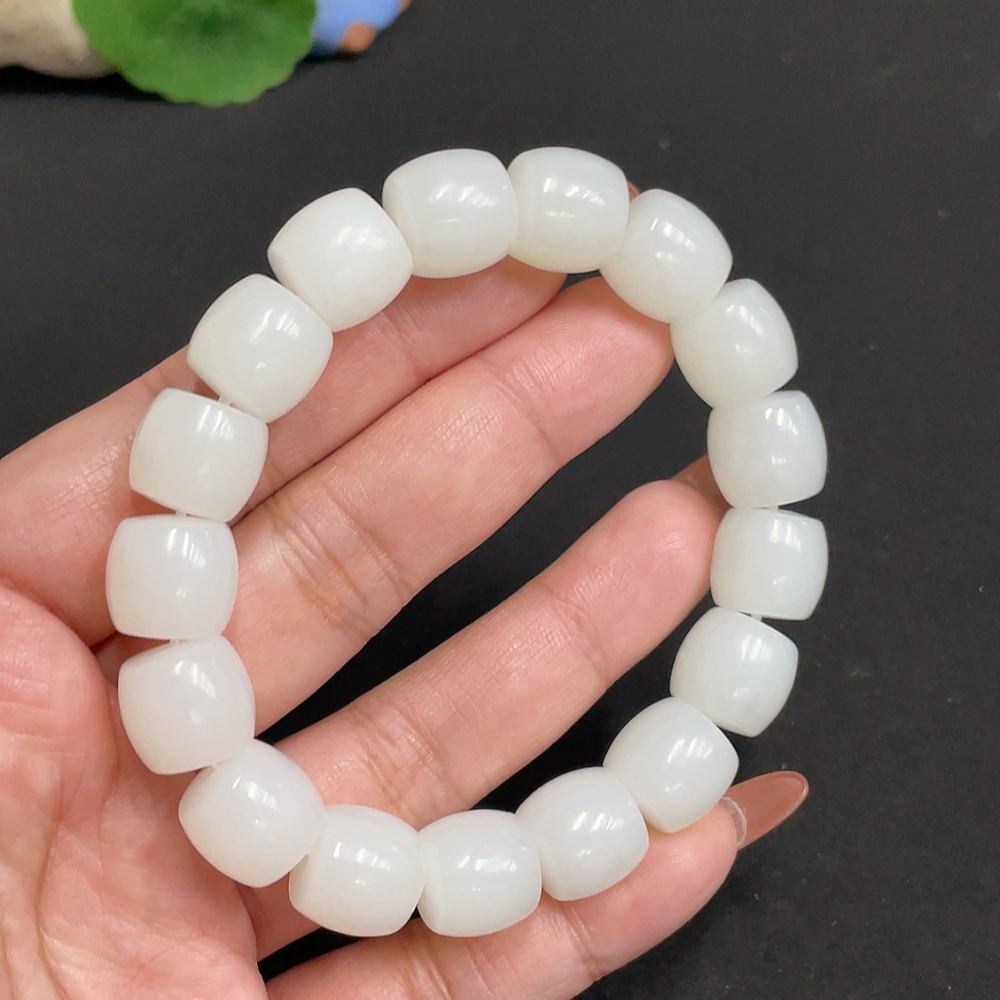 H35117924 Hetian Jade Bracelet, Size 12.2mm approx., Total Weight about 61.2g