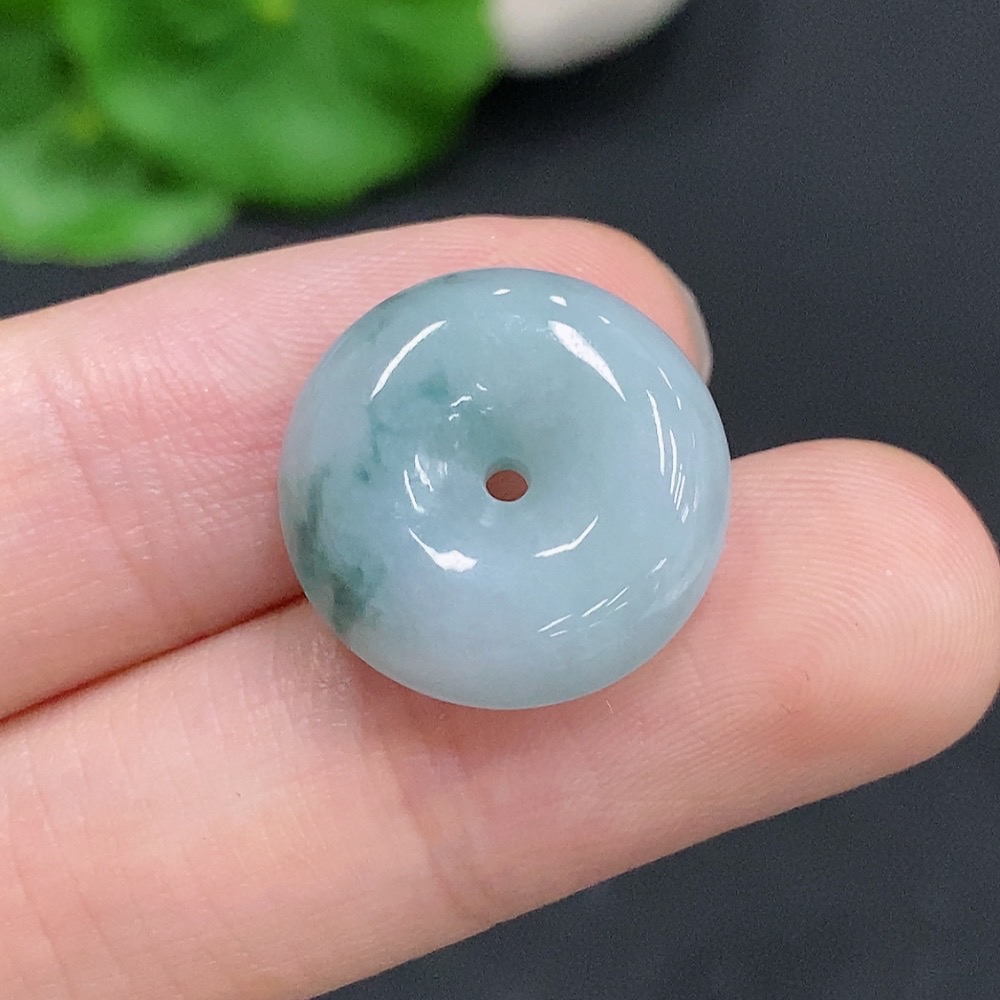 F30458720 JadeitePeace Buckle, total weight approx. 3.4g