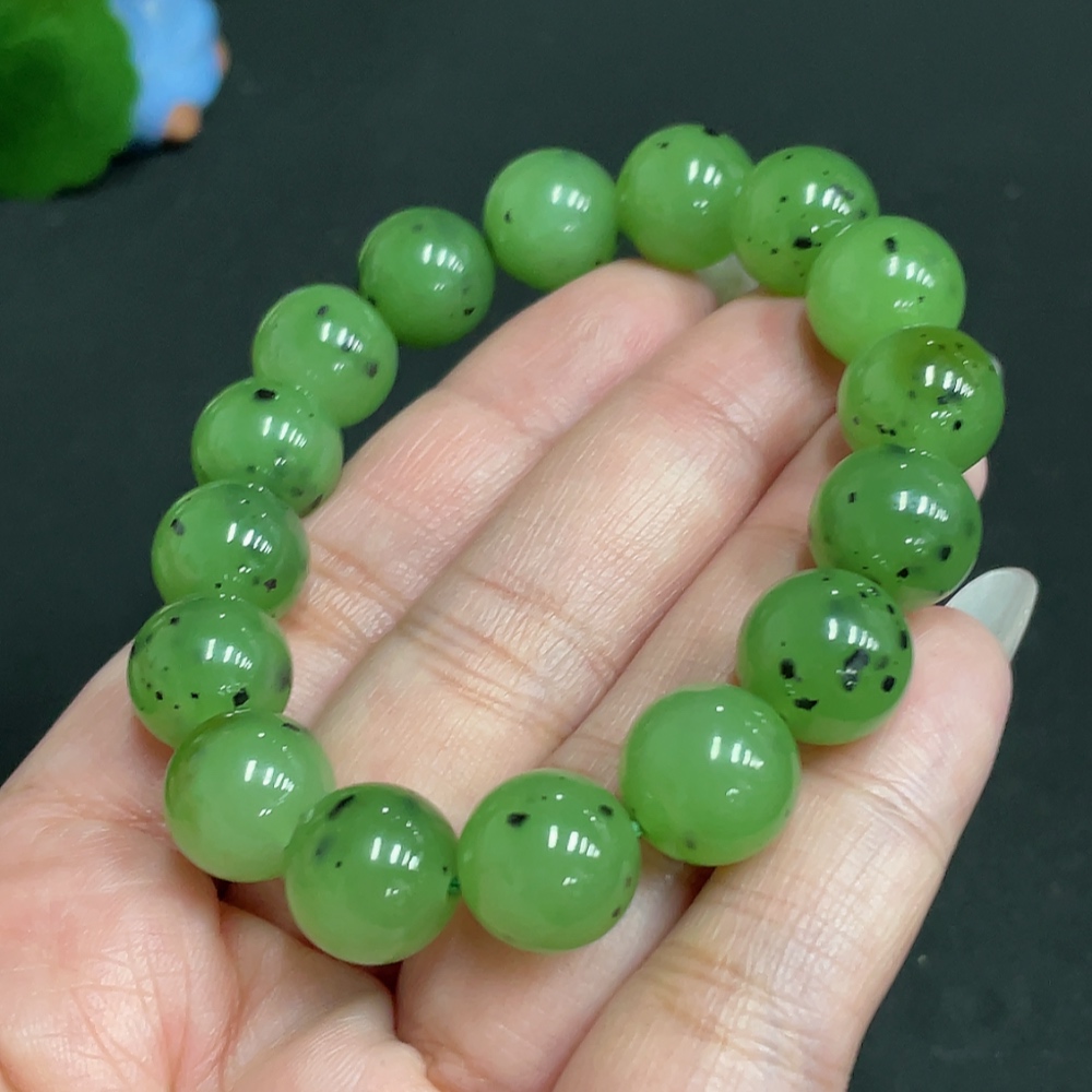 H27162211 Hetian Jade Bracelet   Approx. 11.7 mm   Total Weight Approx. 44.1g