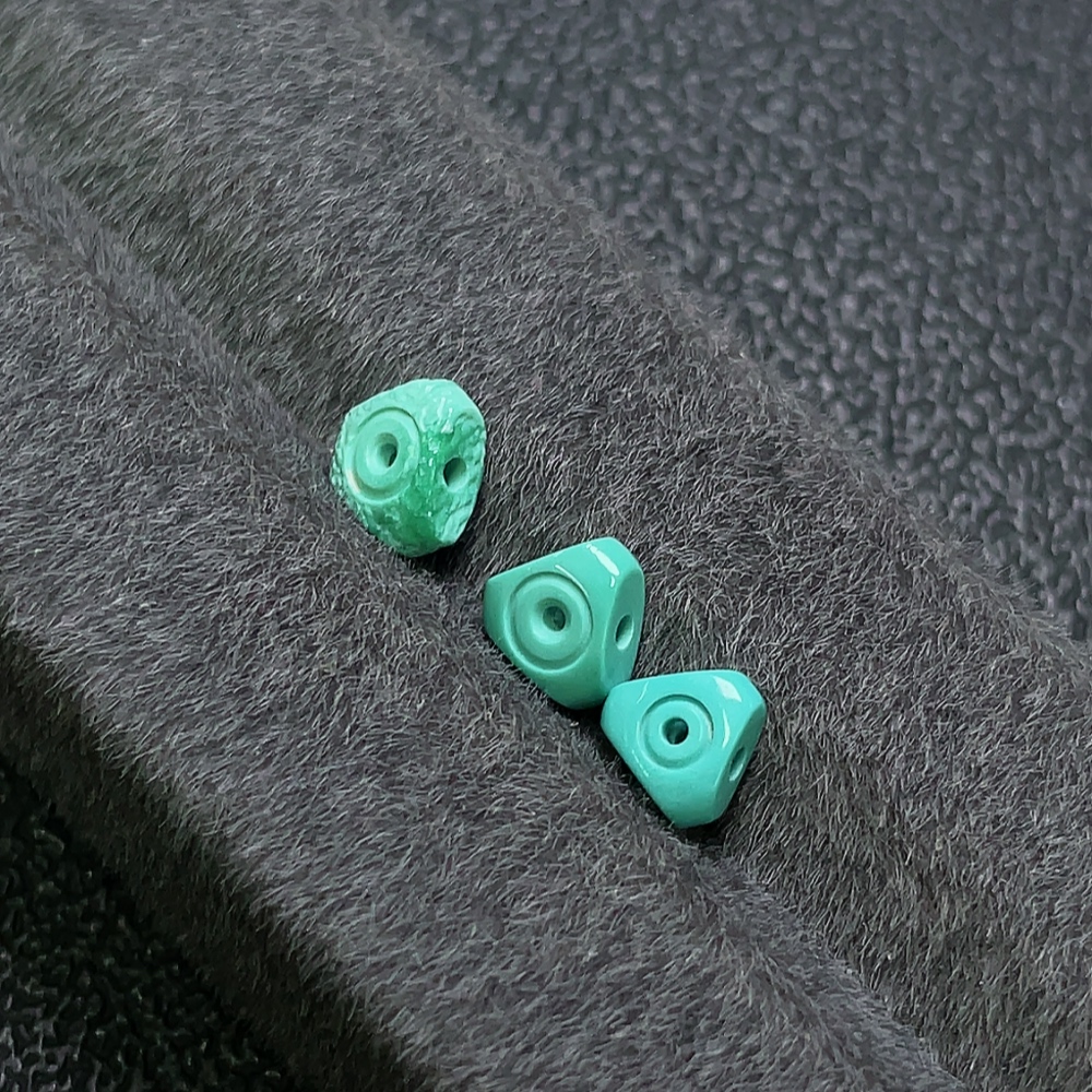 C27158993 Turquoise Pendant (Color Origin Undetermined) Total Weight Approx. 0.73g