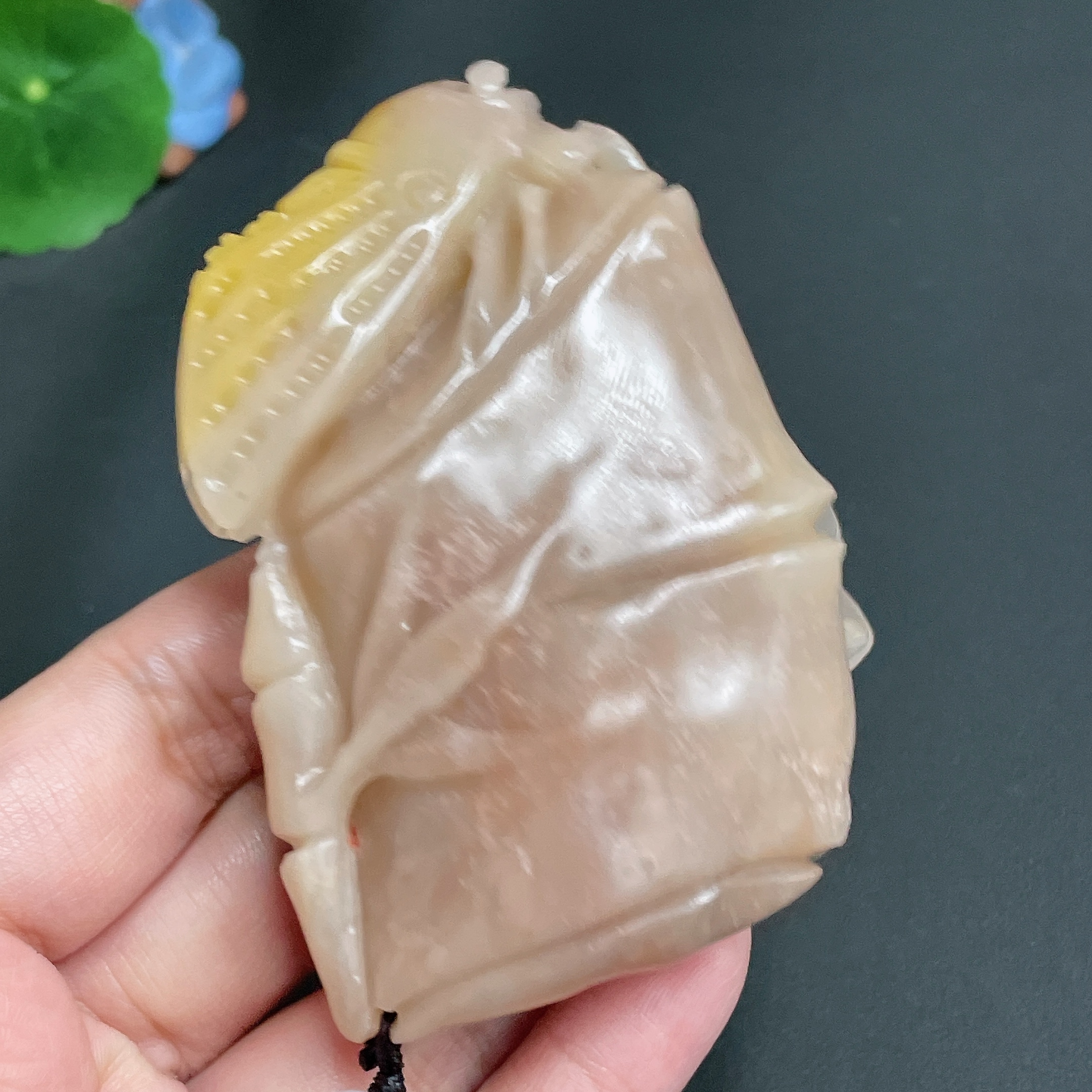 H23608838 Shoushan Stone Handheld Piece, A Startling Debut