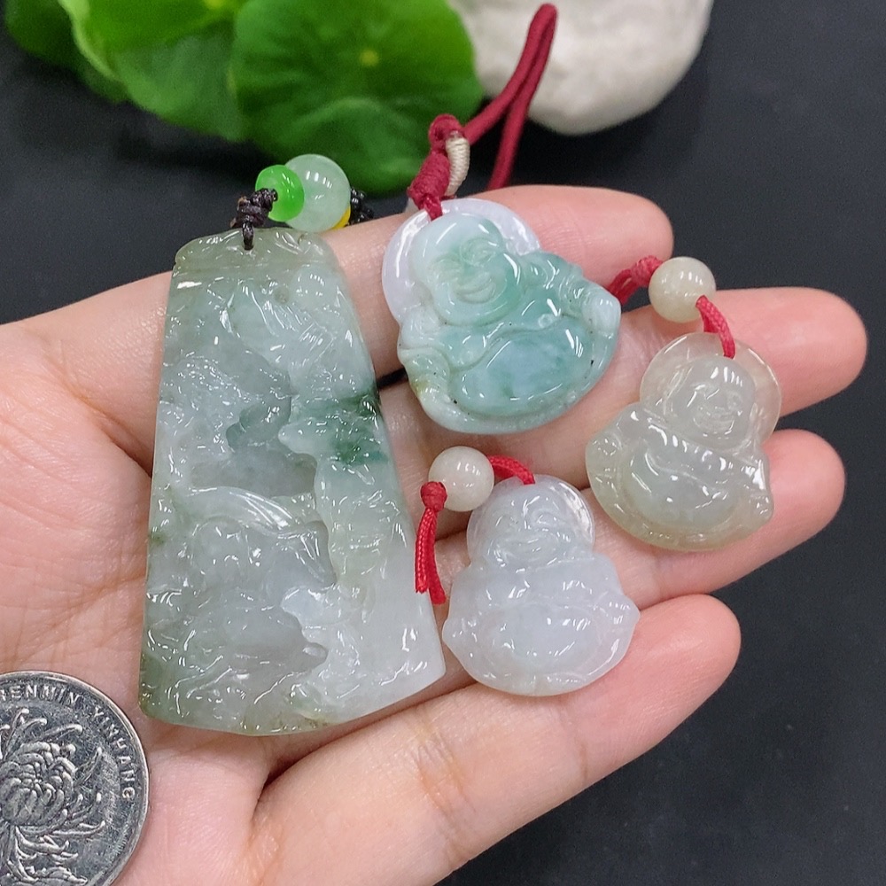 F34961446 Jadeite Pendant Sell as a Lot with Beads Non-Jadeite
