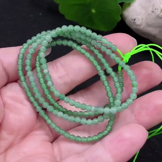 F33827644 Jadeite Bead Necklace Approximately 3mm Total Weight About 7.8g