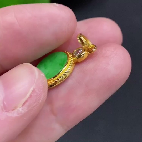 F34023180 Jadeite Plain Pendant Inlaid Pendant Non-Gold Inlaid Total Weight About 1.9g