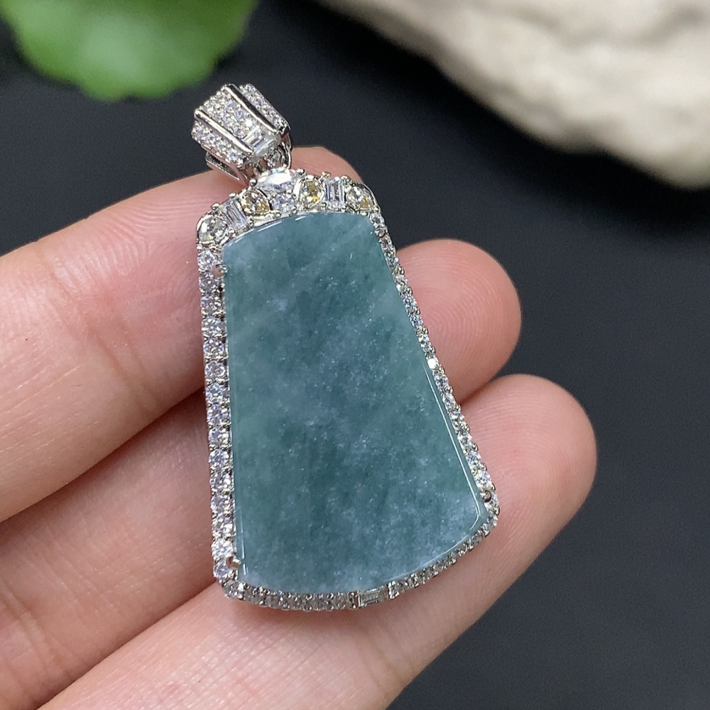 F27121881 Jadeite Inlay Piece Non-Gold Total Weight Approx. 5.14g