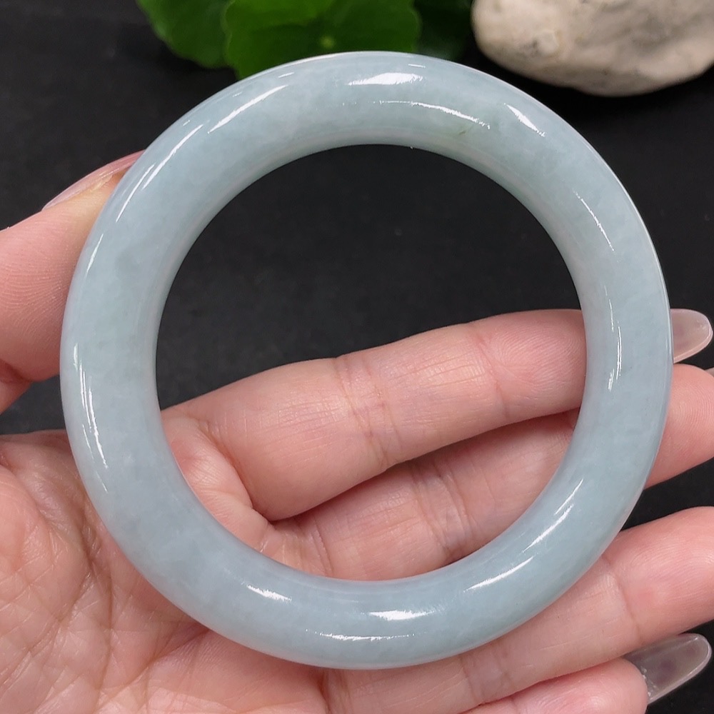 F35082341 Jadeite Round Bangle Size 55 Total Weight Approx. 66.8g