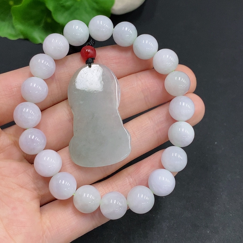 F31687927 Jadeite Pendant + Bracelet with Non-Jadeite Beads