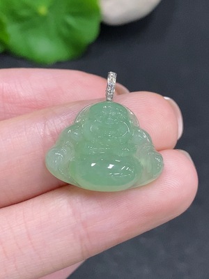 F34033981 Jadeite Buddha Pendant with 18K Gold Bail, Total Weight Approx. 3.5g, Non-Diamond