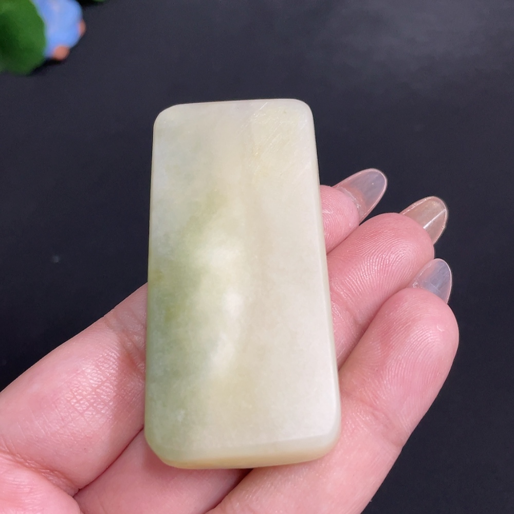 H31677400 Hetian Jade Pendant - Mountain-Climbing Tiger, Total Weight Approx. 43.6g, Undetermined Skin Color Origin