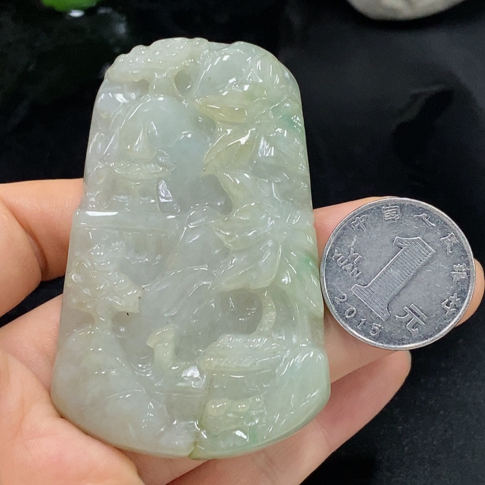 F29380105 Jadeitependant landscape plaque, total weight approx. 57.54g