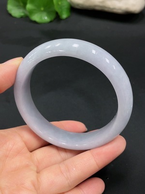 F25928370 Jadeite Regular Bangle, Inner Diameter 59.1, Total Weight Approx. 65g