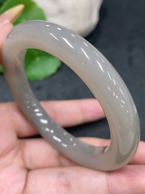 H32777594 Hetian Jade Round Bracelet, Size 54.7, Total Weight Approx. 51g