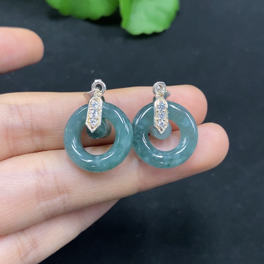 F29346307 Jadeite Donut Pendant Non-Gold Inlaid